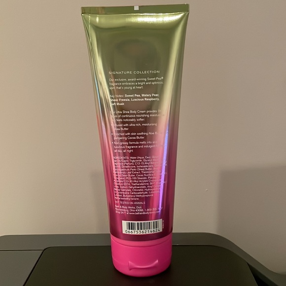 Bath & Body Works Sweet Pea 24 Hour Moisture Ultra Shea Body Cream 8oz - Picture 3 of 7